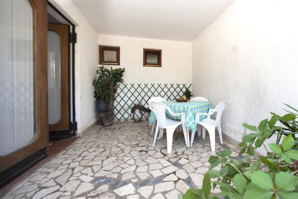 Apartments Mladenka Porec Phòng bức ảnh